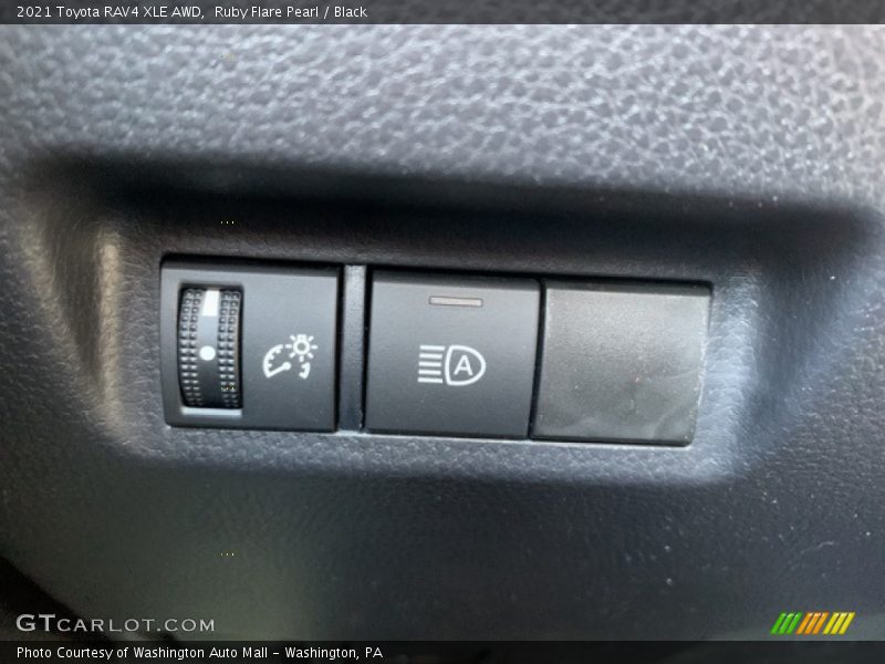 Ruby Flare Pearl / Black 2021 Toyota RAV4 XLE AWD