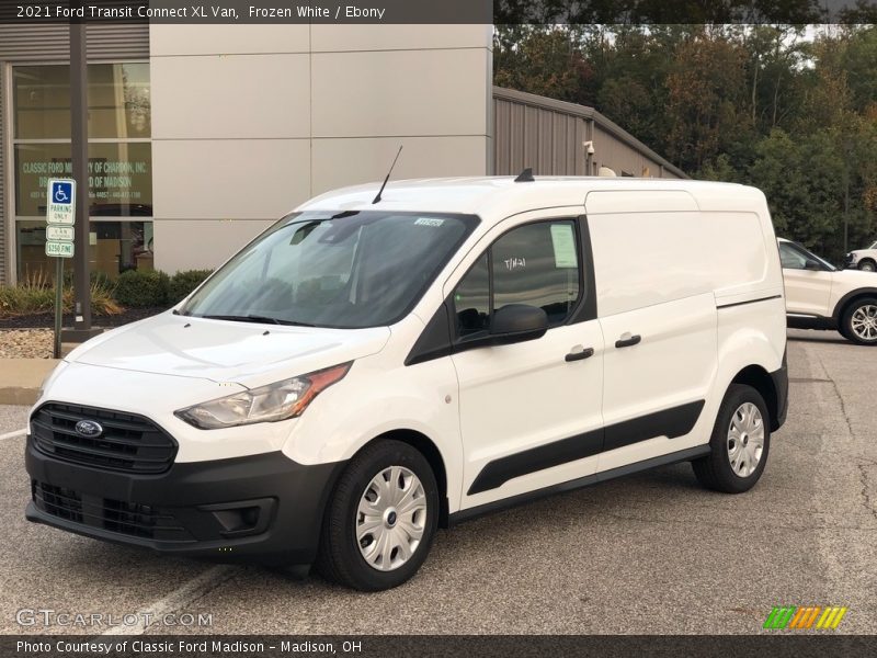 Front 3/4 View of 2021 Transit Connect XL Van