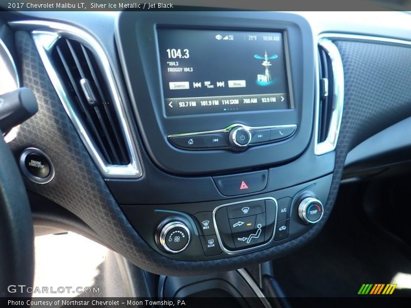 Silver Ice Metallic / Jet Black 2017 Chevrolet Malibu LT