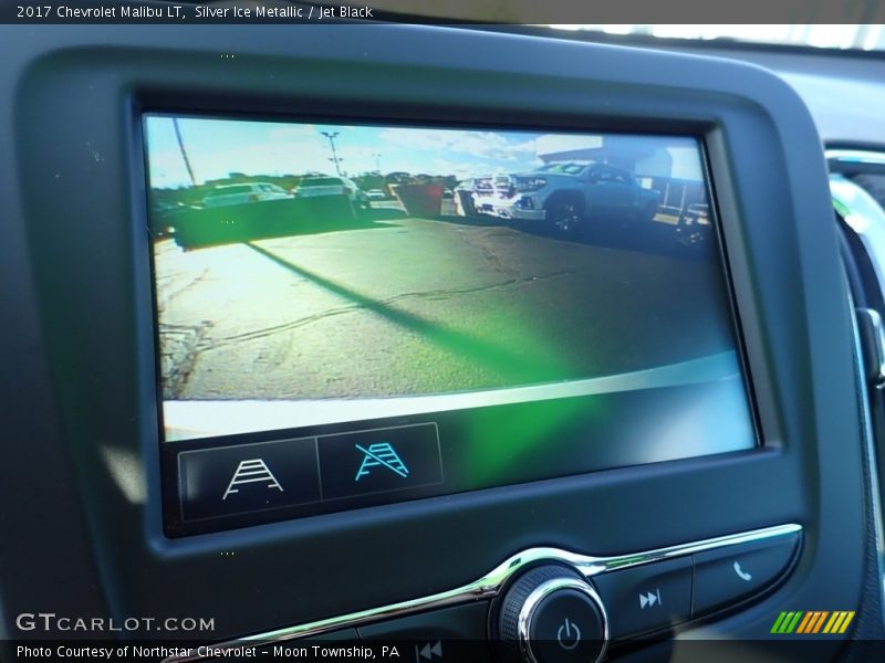 Silver Ice Metallic / Jet Black 2017 Chevrolet Malibu LT