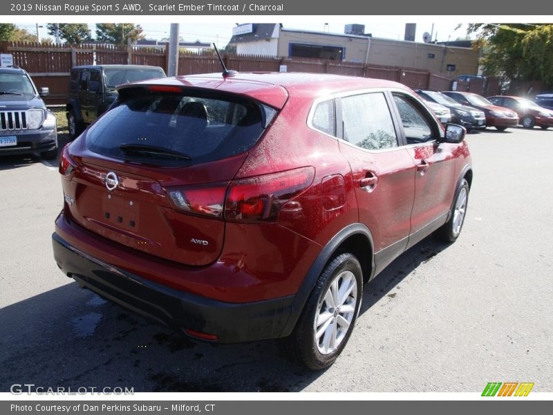 Scarlet Ember Tintcoat / Charcoal 2019 Nissan Rogue Sport S AWD