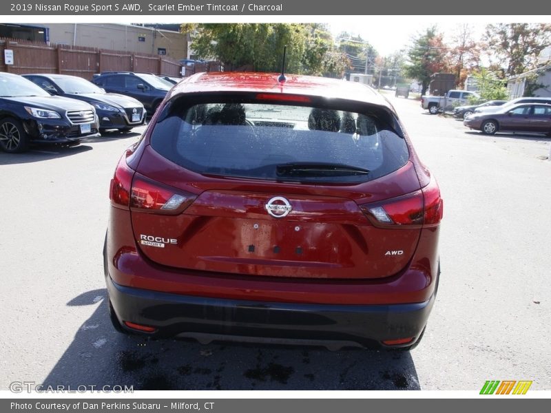 Scarlet Ember Tintcoat / Charcoal 2019 Nissan Rogue Sport S AWD