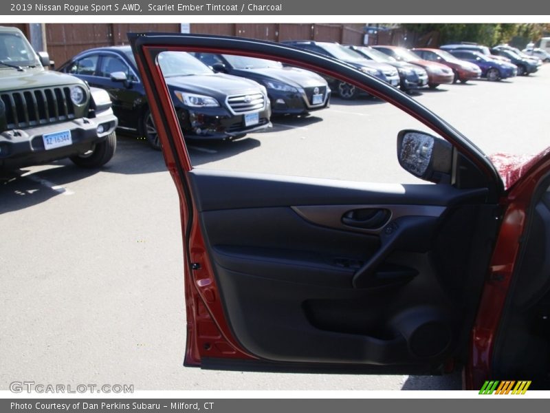 Scarlet Ember Tintcoat / Charcoal 2019 Nissan Rogue Sport S AWD