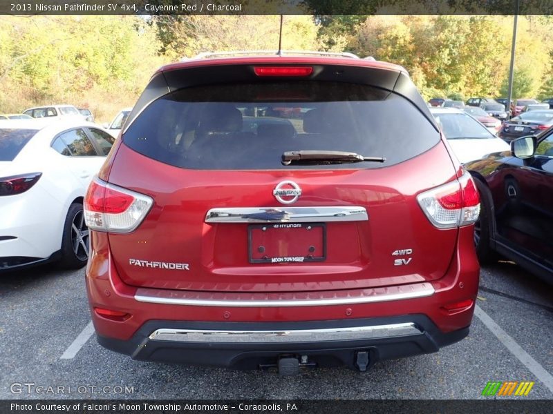 Cayenne Red / Charcoal 2013 Nissan Pathfinder SV 4x4