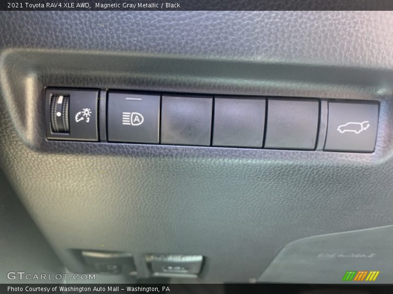 Magnetic Gray Metallic / Black 2021 Toyota RAV4 XLE AWD
