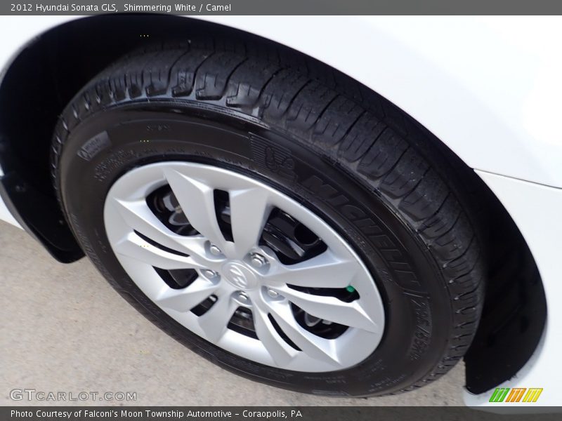 Shimmering White / Camel 2012 Hyundai Sonata GLS