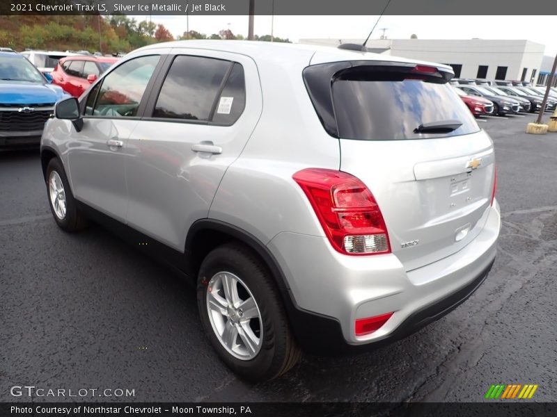 Silver Ice Metallic / Jet Black 2021 Chevrolet Trax LS