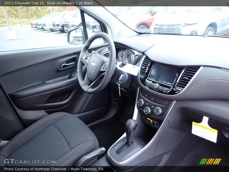 Silver Ice Metallic / Jet Black 2021 Chevrolet Trax LS