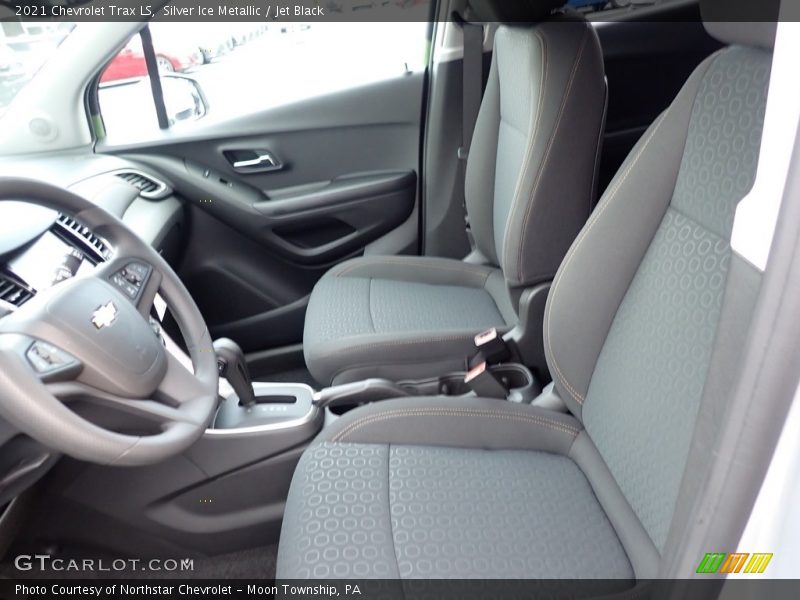 Silver Ice Metallic / Jet Black 2021 Chevrolet Trax LS