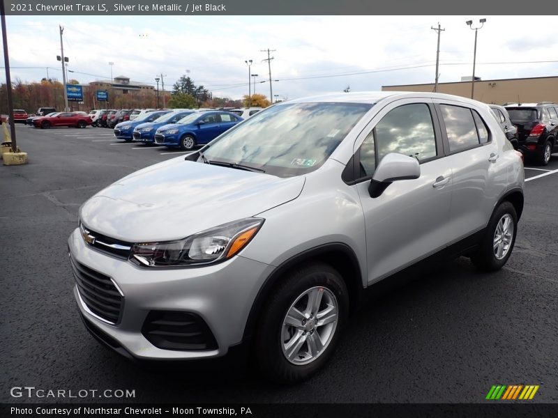 Silver Ice Metallic / Jet Black 2021 Chevrolet Trax LS