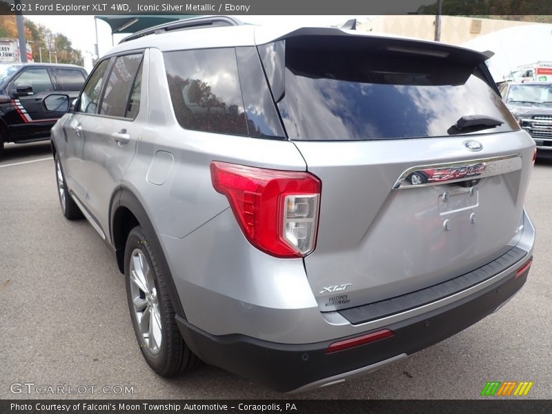 Iconic Silver Metallic / Ebony 2021 Ford Explorer XLT 4WD