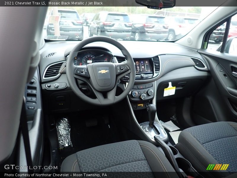 Mosaic Black Metallic / Jet Black 2021 Chevrolet Trax LS