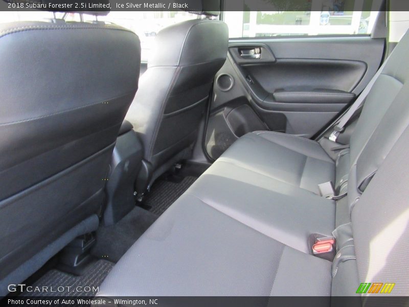 Ice Silver Metallic / Black 2018 Subaru Forester 2.5i Limited