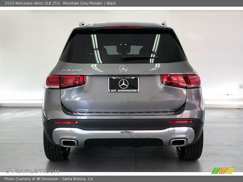Mountain Grey Metallic / Black 2020 Mercedes-Benz GLB 250