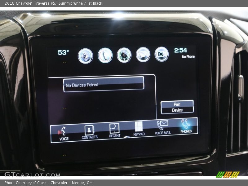 Summit White / Jet Black 2018 Chevrolet Traverse RS