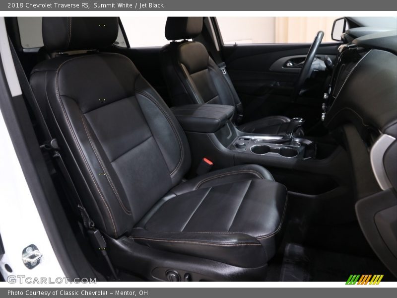 Summit White / Jet Black 2018 Chevrolet Traverse RS