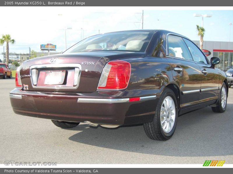 Bordeaux Red / Beige 2005 Hyundai XG350 L