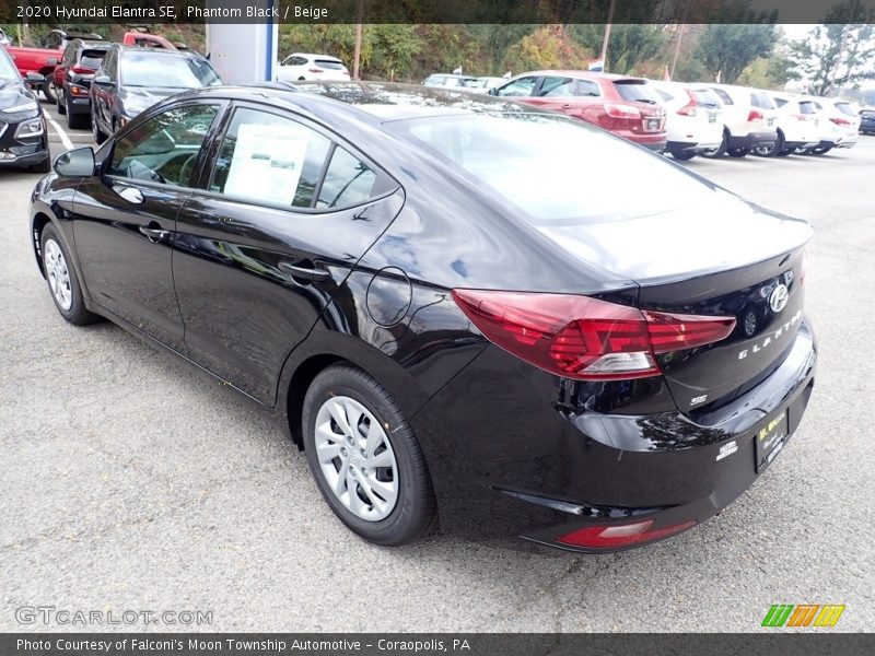Phantom Black / Beige 2020 Hyundai Elantra SE
