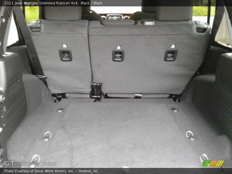  2021 Wrangler Unlimited Rubicon 4x4 Trunk