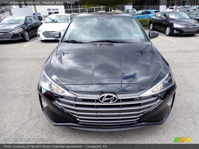 Phantom Black / Beige 2020 Hyundai Elantra SE