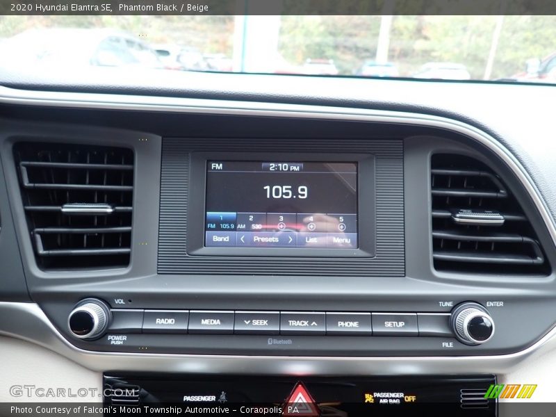Controls of 2020 Elantra SE