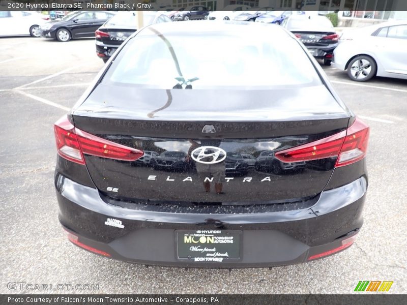 Phantom Black / Gray 2020 Hyundai Elantra SE