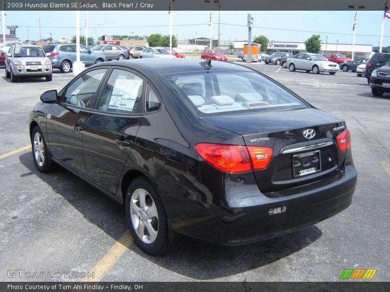 Black Pearl / Gray 2009 Hyundai Elantra SE Sedan
