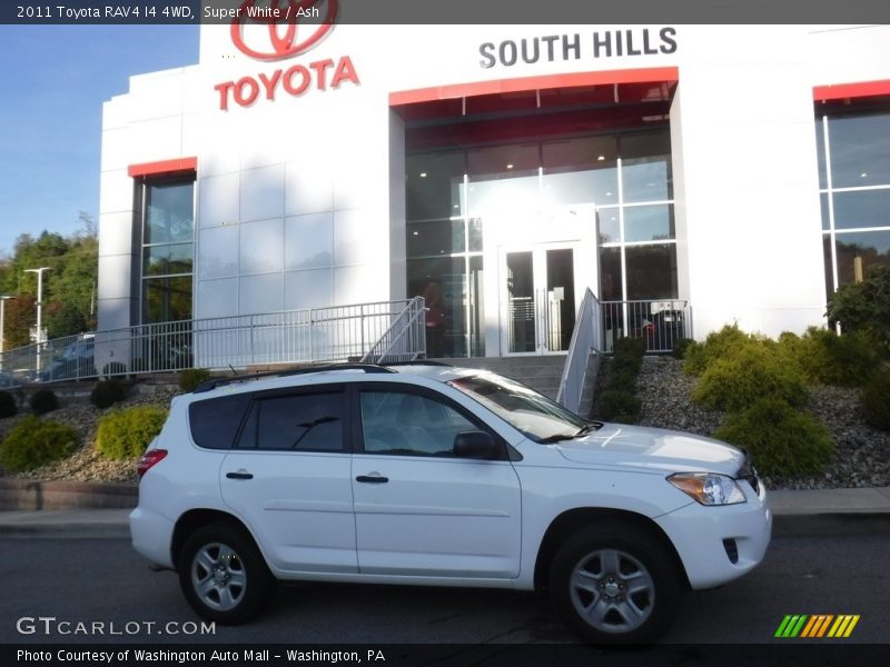 Super White / Ash 2011 Toyota RAV4 I4 4WD