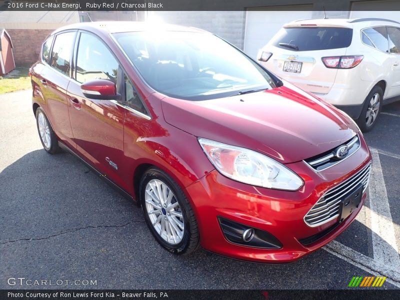 Front 3/4 View of 2016 C-Max Energi