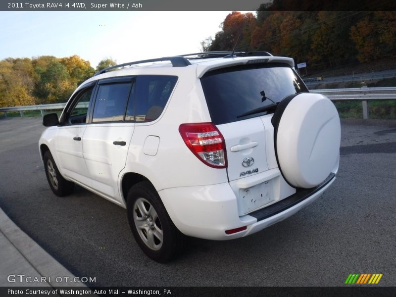 Super White / Ash 2011 Toyota RAV4 I4 4WD