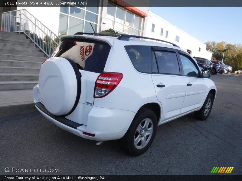 Super White / Ash 2011 Toyota RAV4 I4 4WD