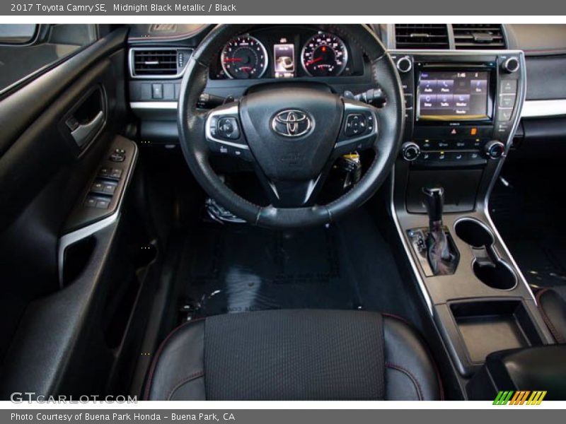 Midnight Black Metallic / Black 2017 Toyota Camry SE