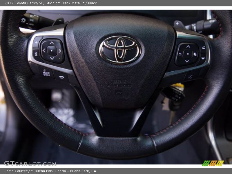 Midnight Black Metallic / Black 2017 Toyota Camry SE