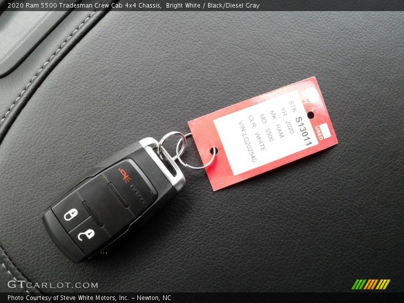 Bright White / Black/Diesel Gray 2020 Ram 5500 Tradesman Crew Cab 4x4 Chassis