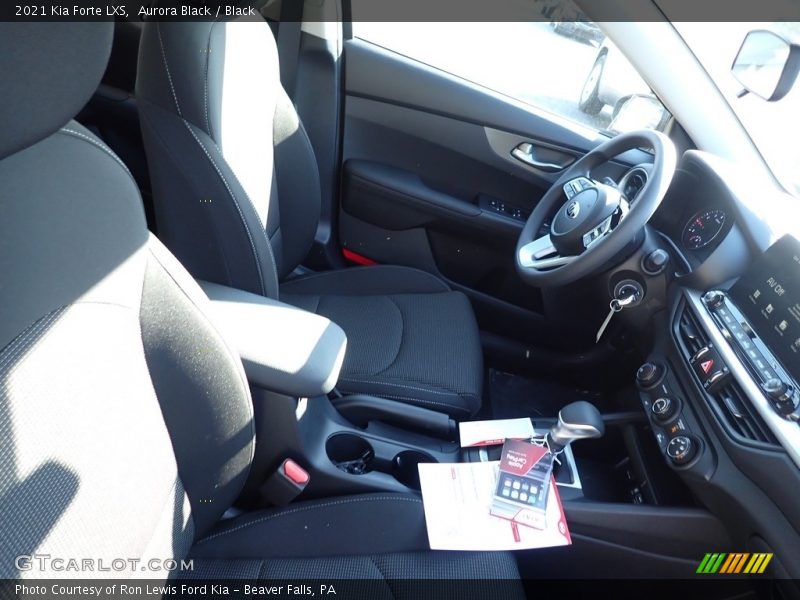Aurora Black / Black 2021 Kia Forte LXS