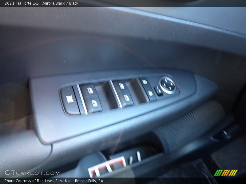 Aurora Black / Black 2021 Kia Forte LXS