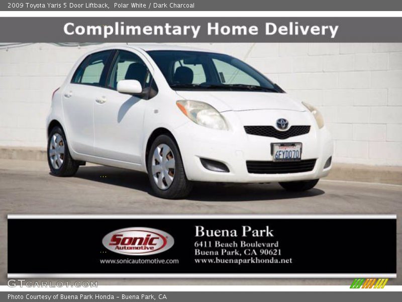 Polar White / Dark Charcoal 2009 Toyota Yaris 5 Door Liftback