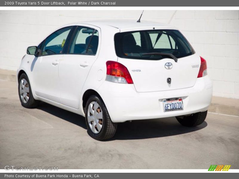 Polar White / Dark Charcoal 2009 Toyota Yaris 5 Door Liftback