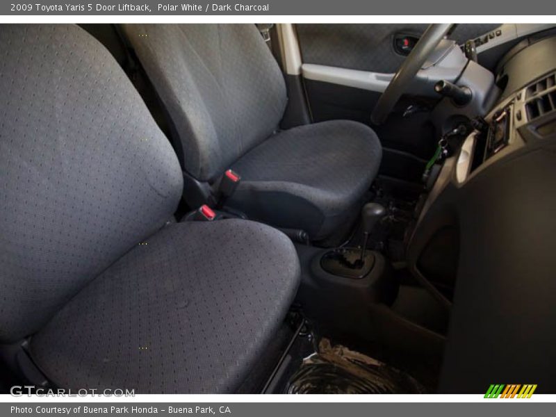 Polar White / Dark Charcoal 2009 Toyota Yaris 5 Door Liftback