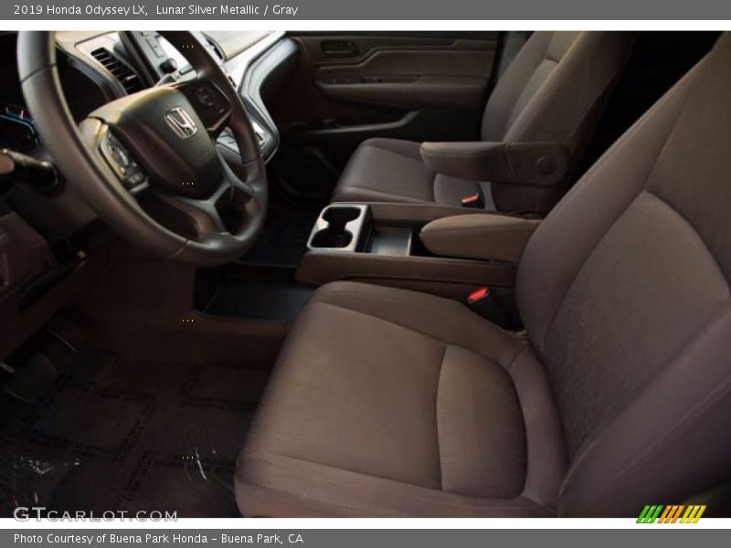 Lunar Silver Metallic / Gray 2019 Honda Odyssey LX