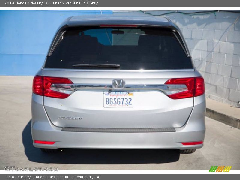 Lunar Silver Metallic / Gray 2019 Honda Odyssey LX