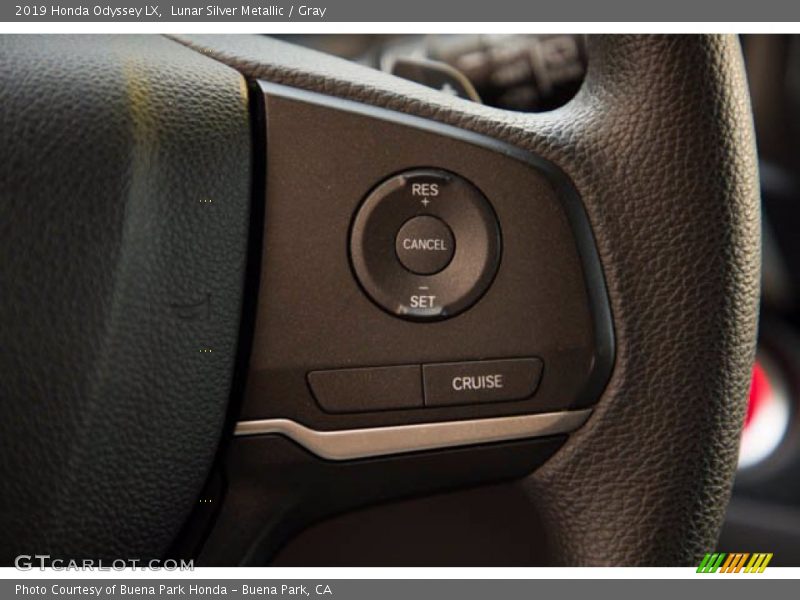 Lunar Silver Metallic / Gray 2019 Honda Odyssey LX