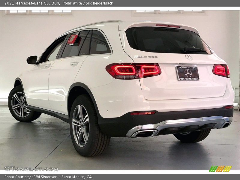 Polar White / Silk Beige/Black 2021 Mercedes-Benz GLC 300