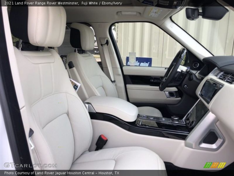  2021 Range Rover Westminster Ebony/Ivory Interior