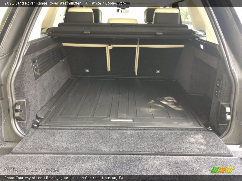  2021 Range Rover Westminster Trunk