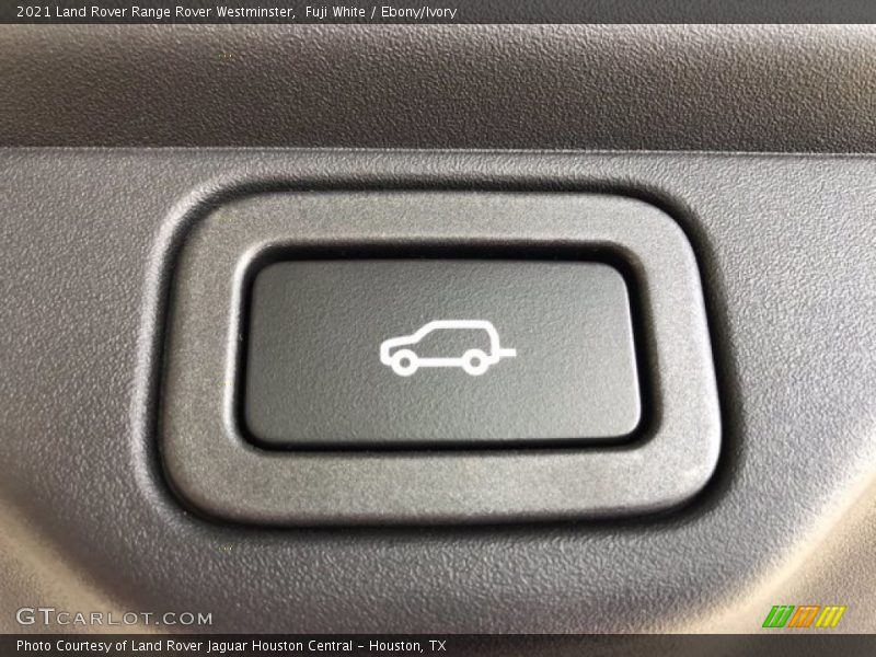 Fuji White / Ebony/Ivory 2021 Land Rover Range Rover Westminster