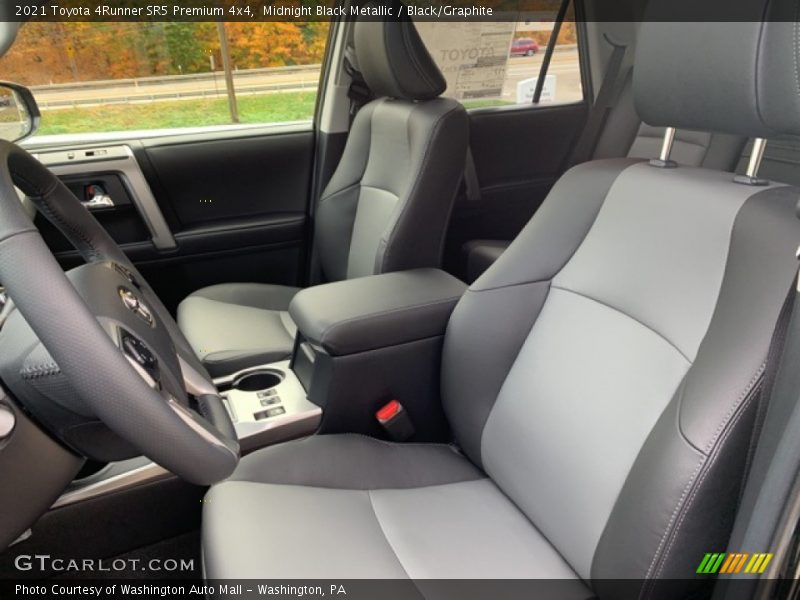 Midnight Black Metallic / Black/Graphite 2021 Toyota 4Runner SR5 Premium 4x4
