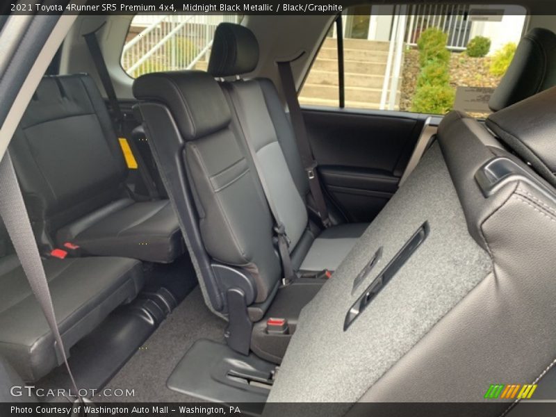 Midnight Black Metallic / Black/Graphite 2021 Toyota 4Runner SR5 Premium 4x4
