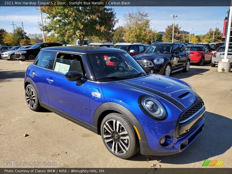 Front 3/4 View of 2021 Hardtop Cooper S 2 Door