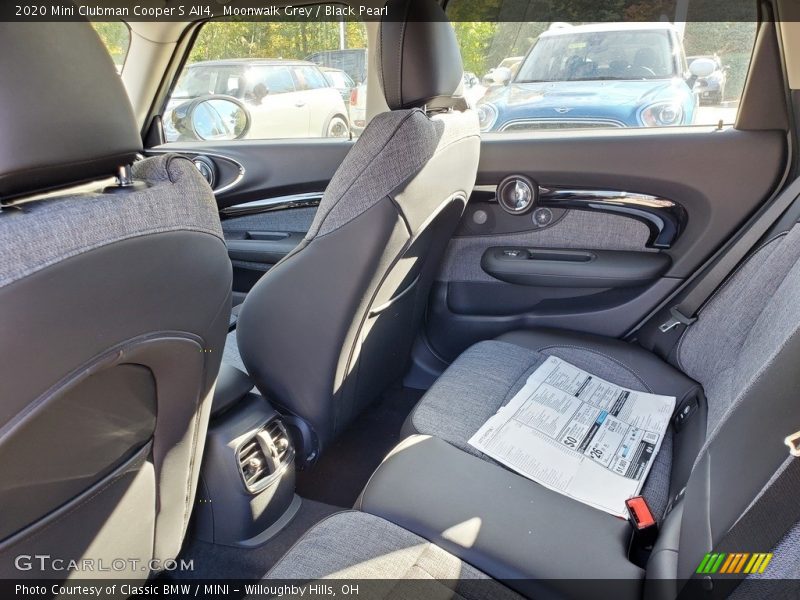 Moonwalk Grey / Black Pearl 2020 Mini Clubman Cooper S All4